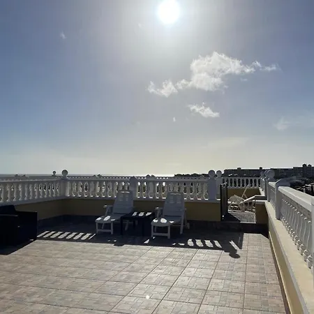 Апартаменты Cozy Two Bedroom In San Blas Golf Del Sur Tenerife *